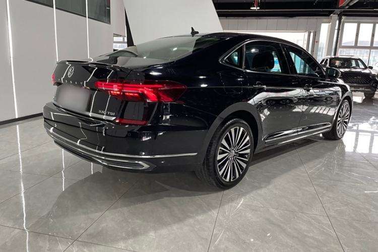 Used Volkswagen Passat 2020 330TSI Luxury Edition China VI
