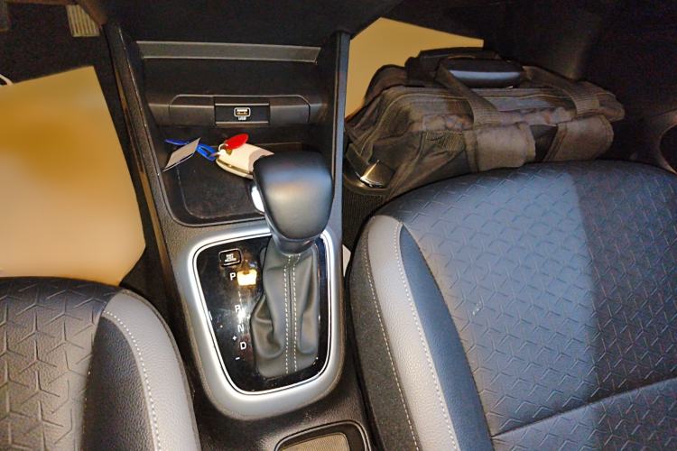 Used Kia Stonic 2019 1.4L Automatic Fun Edition China VI
