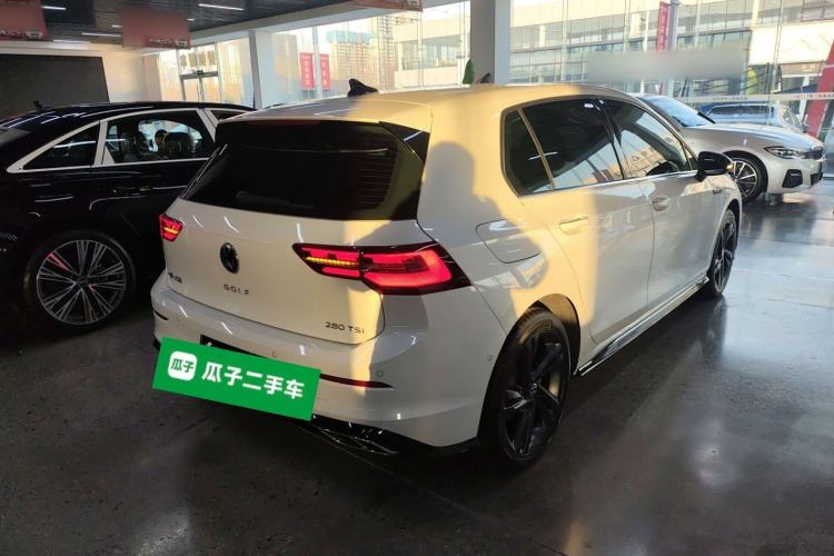 Used Volkswagen Golf 2023 Facelift 280TSI DSG R-Line Lite
