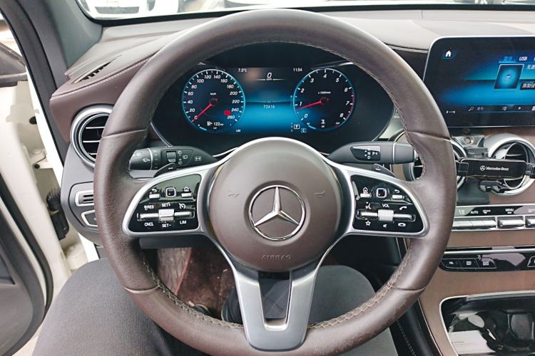 Used Mercedes-Benz GLC 2021 GLC 260 L 4MATIC Luxury Model