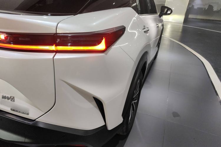 Used Lexus RZ 2023 450e All-Wheel Drive Luxury Edition
