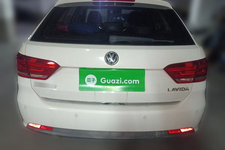 Used Volkswagen Gran Lavida 2013 1.6L Automatic Luxury Model
