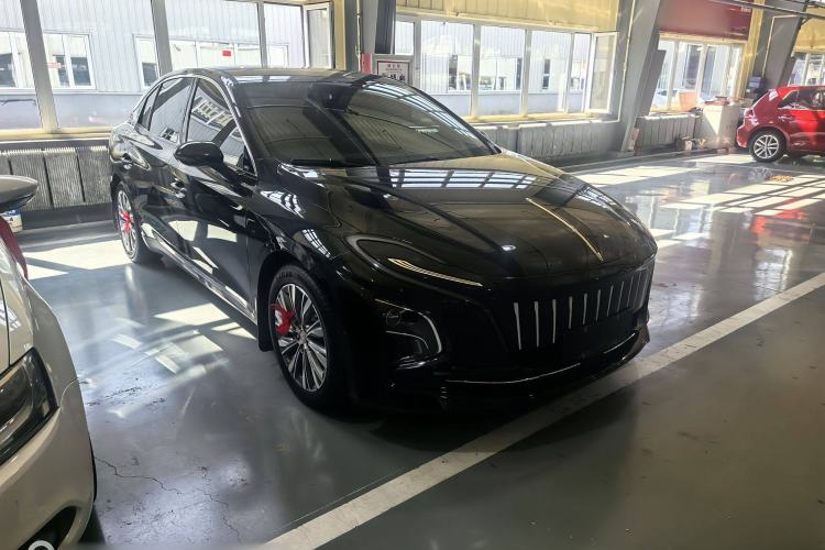 Used Hongqi E-QM5 2024 610 km PLUS
