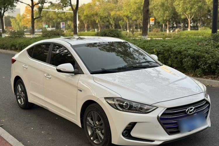 Used Hyundai Elantra 2016 1.4T Dual-Clutch Xuan Dong · Dynamic Version
