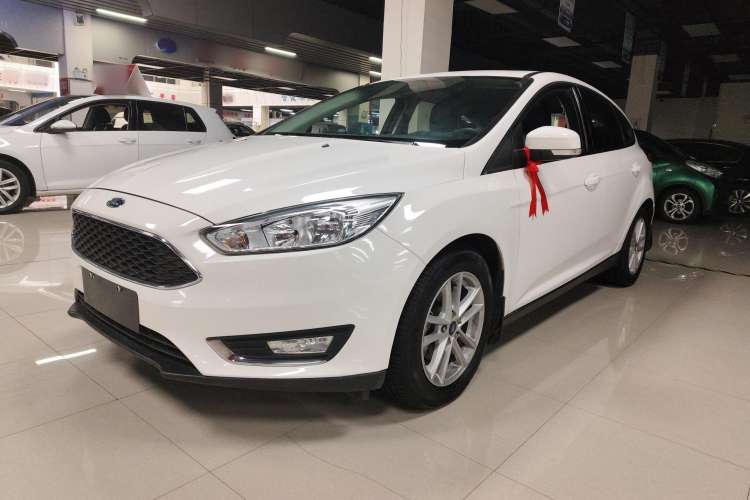 Used Ford Focus 2017 Hatchback 1.6L Automatic Fashion Edition Smart Drive Version
