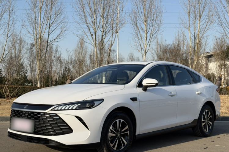 Used BYD Qin PLUS 2025 DM-i Smart Drive 120KM Superior Model