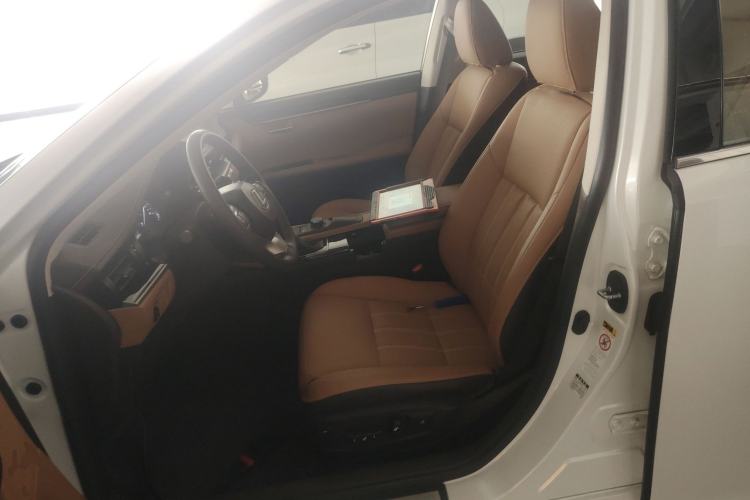 Used Lexus ES 2016 200 Midnight Special Limited Edition
