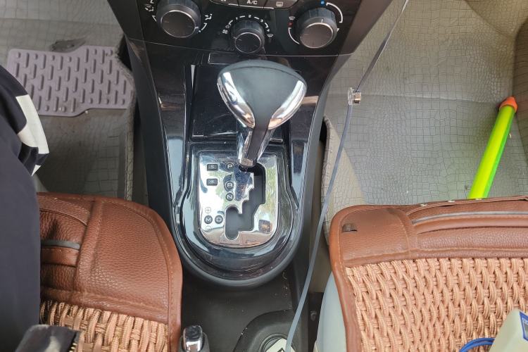 Used Citroen C-Quatre 2014 VTS Version 1.6L Automatic Prestige Model
