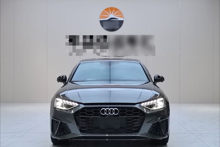 Used Audi A4L 2023 40 TFSI Luxury Dynamic Model
