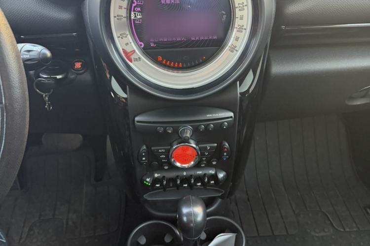 Used  Paceman 2013 1.6L COOPER
