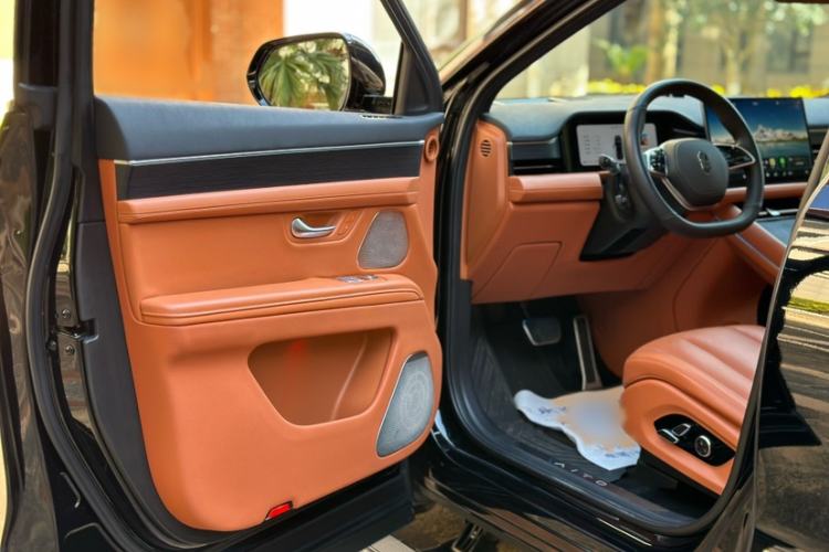 Used Hima AITO M7 2024 1.5T Intelligent Drive 4WD Ultra Version 5 Seats