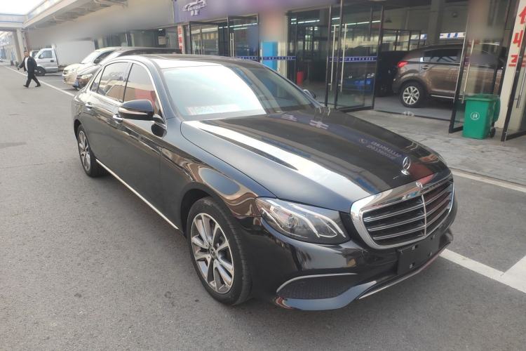 Used Mercedes-Benz E-Class 2019 E 260 L
