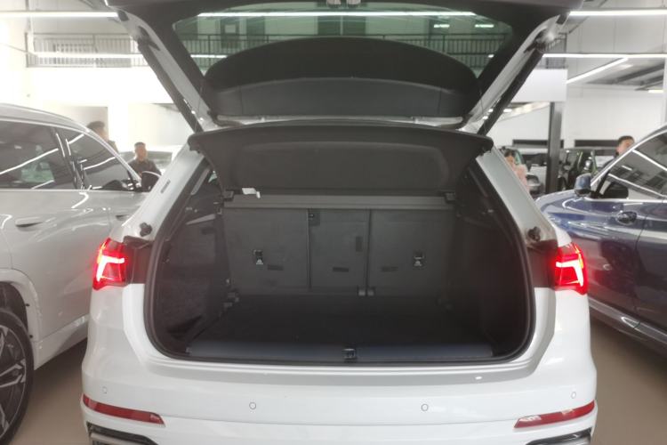 Used Audi Q3 2024 35 TFSI Fashion Dynamic Edition
