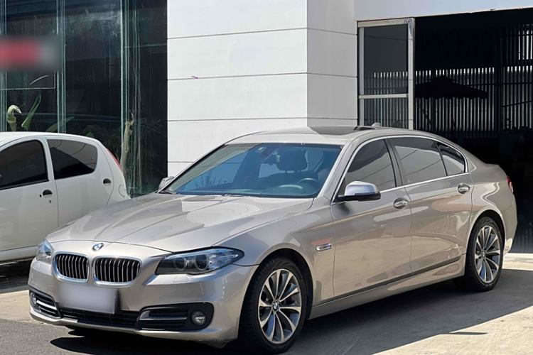 Used BMW 5 Series 2017 525Li Leading Model
