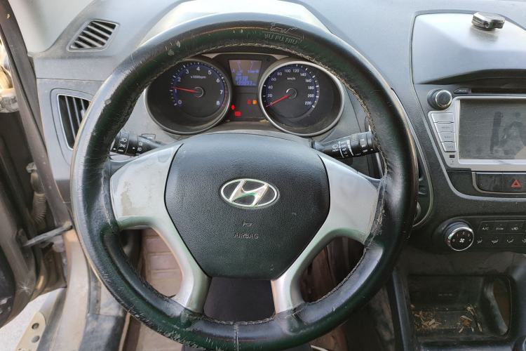 Used Hyundai ix35 2013 2.0L Manual 2WD Comfort GL China IV Standard