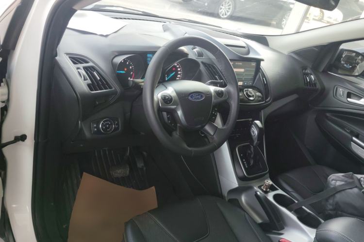 Used Ford Kuga 2013 1.6L GTDi Two-Wheel-Drive Trend Model