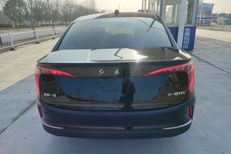 Used Hongqi E-QM5 2022 431 km Charge & Enjoy Edition
