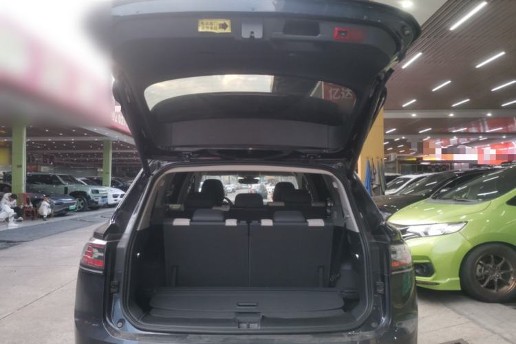 Used Volkswagen ID.6 CROZZ 2021 Long-Range PRO Edition
