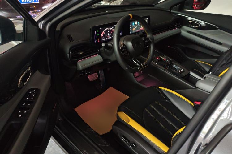 Used GAC Trumpchi EMPOW 2023 270T DCT J15 Version
