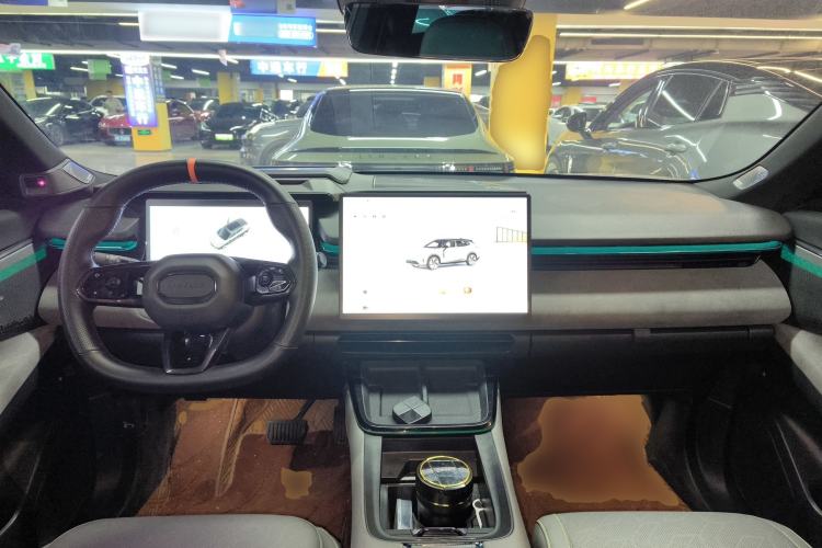 Used Lynk & Co 08 EM-P 2023 245km Ultra-Long Range Halo