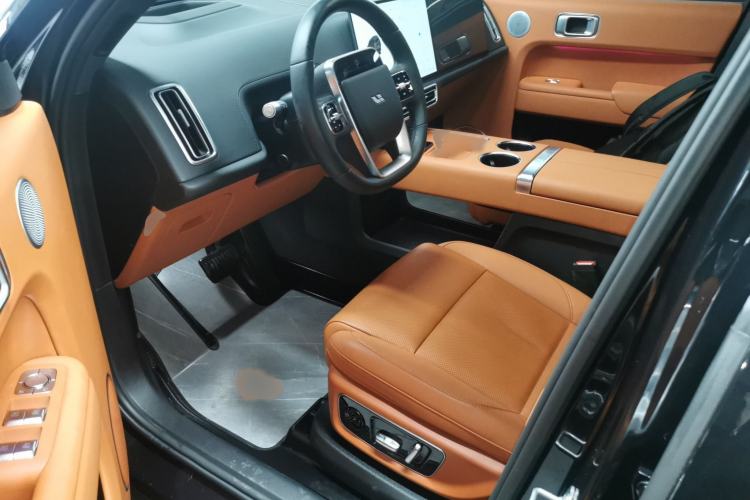 Used Li Auto L9 2024 Ultra Model
