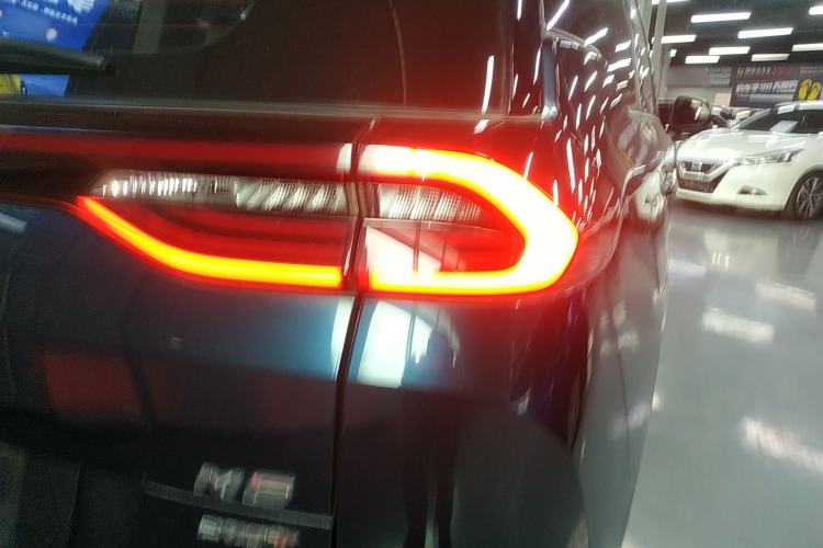 Used GAC Trumpchi M6 2021 270T DCT Luxury Edition (7 Seats)
