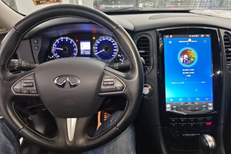 Used Infiniti QX50 2015 2.5L Comfort Edition
