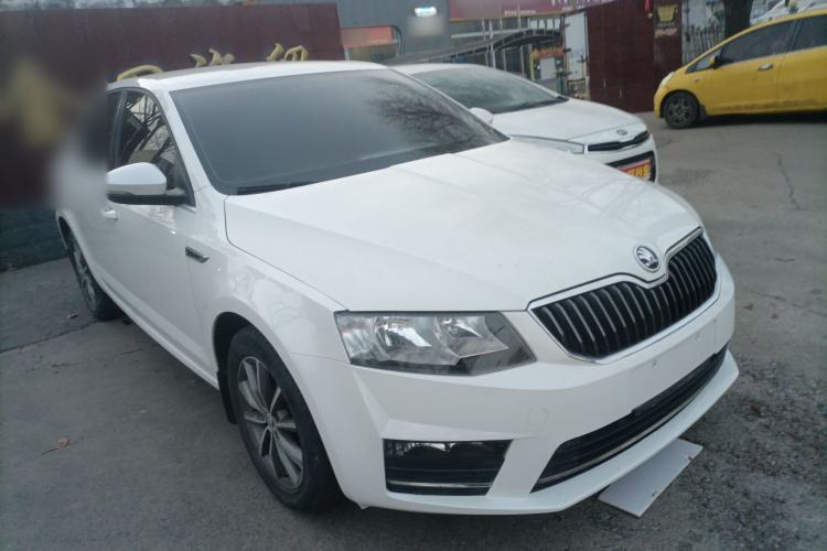Used Skoda Octavia 2017 1.6L Automatic Chuanxing Edition

