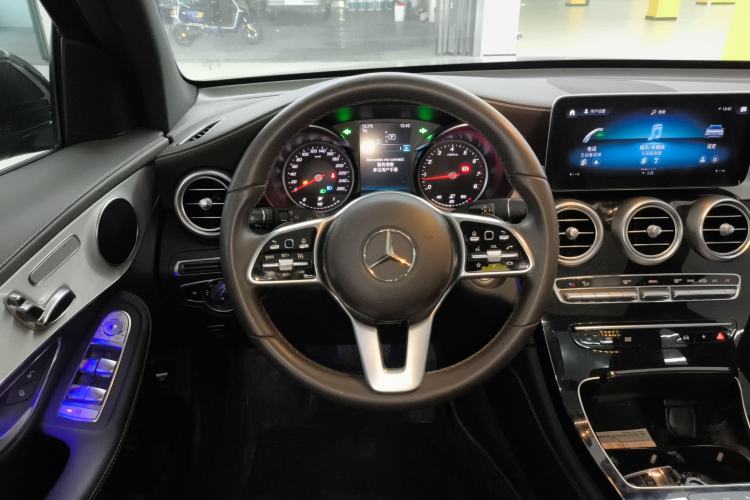 Used Mercedes-Benz GLC 2020 GLC 260 L 4MATIC Dynamic Model