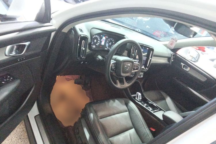 Used Volvo XC40 2022 T4 Four-Wheel Drive Smart & Luxurious Edition
