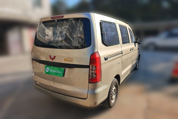 Used Wuling Hongguang V 2019 1.5L Jingqu Version China VI LAR
