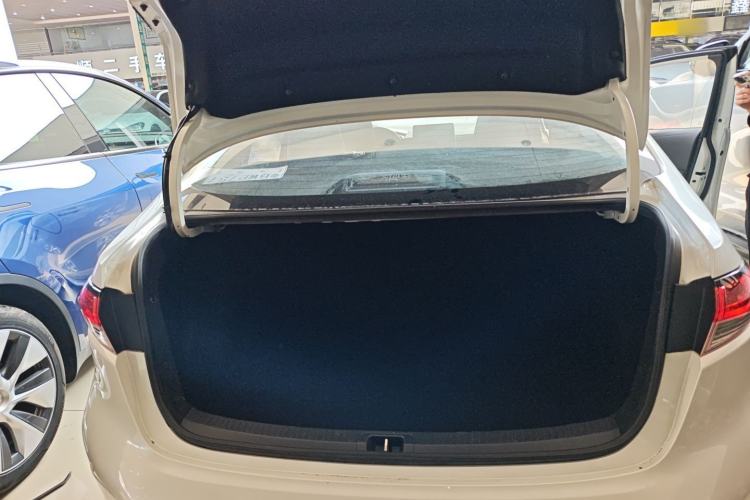 Used Toyota Levin 2021 185T CVT Luxury Edition
