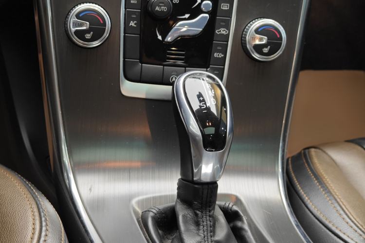 Used Volvo XC60 2016 T5 Smart Version