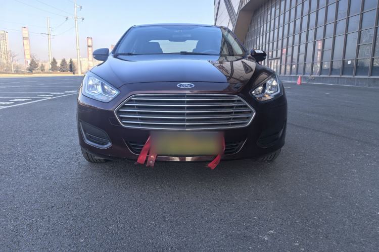 Used Ford Escort 2019 Revised 1.5L Automatic ZhiXiang Version China VI Standard
