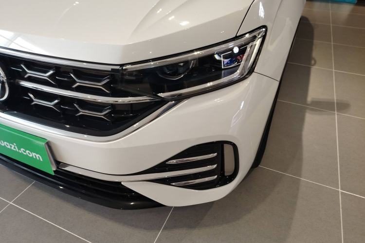 Used Volkswagen Tayron 2023 Revised Version 380TSI All-Wheel Drive R-Line High-Energy Edition
