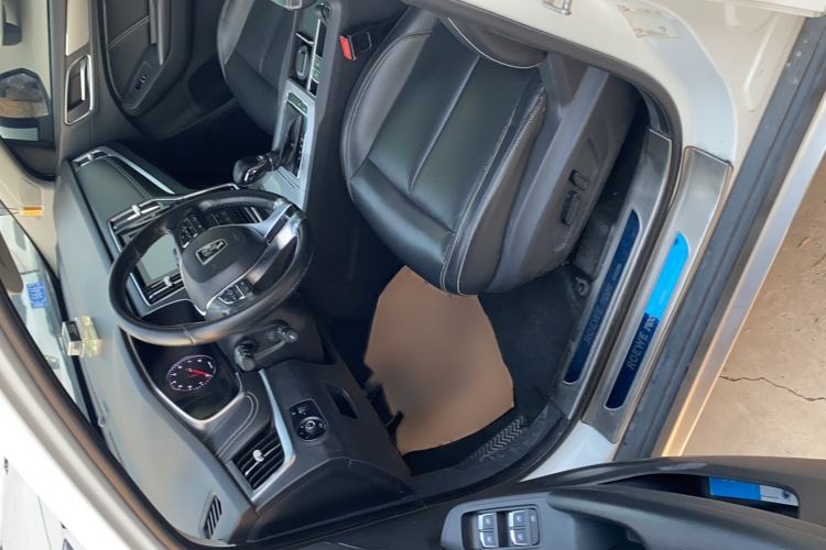 Used Roewe RX5 2018 20T Two-Wheel Drive Automatic Flagship Edition