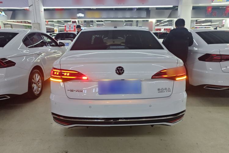 Used Volkswagen Bora 2023 280TSI DSG Prestige Edition
