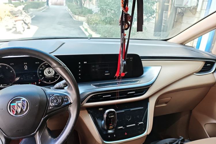 Used Buick GL8 2020 ES Land Cruiser 653T Luxury Model
