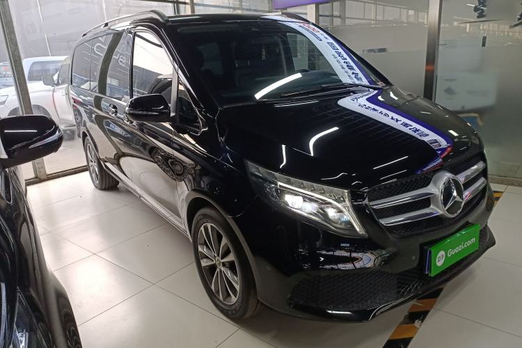 Used Mercedes-Benz V-Class 2021 V 260 Avantgarde Edition
