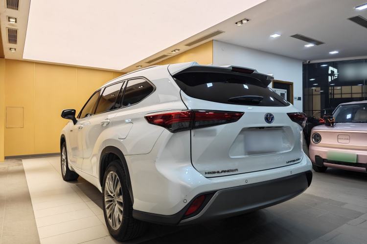 Used Toyota Highlander 2022 Dual-Engine 2.5L Four-Wheel Drive Supreme Edition 7-Seater
