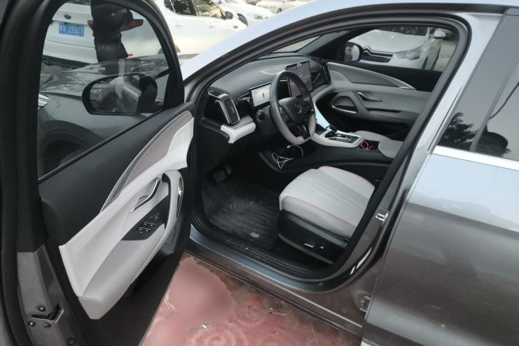 Used BYD Song Pro New Energy 2024 HONOR Edition DM-i 110KM Beyond Model
