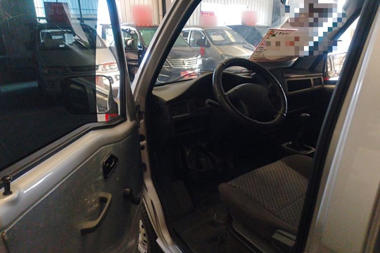 Used Wuling Zhiguang 2023 1.5L Practical Version 5/7 Seats
