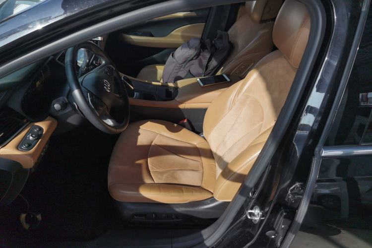 Used Buick LaCrosse 2018 28T Luxury Edition
