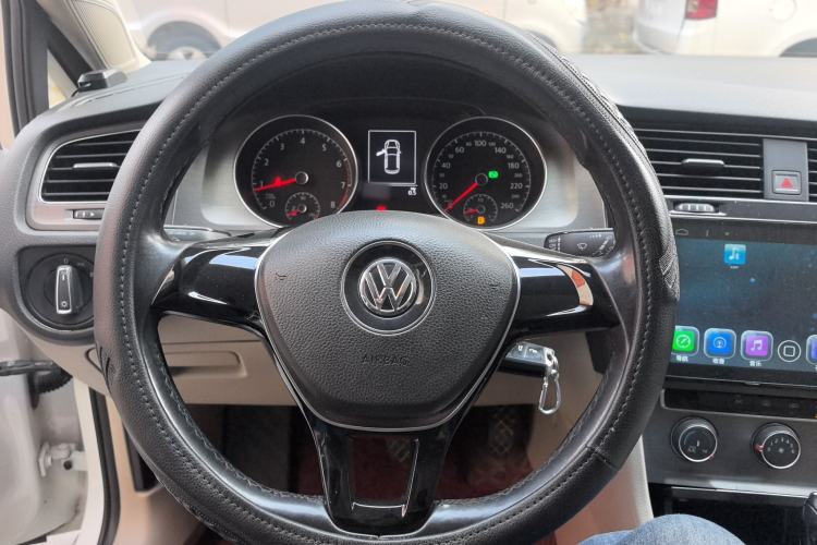 Used Volkswagen Golf 2016 1.6L Automatic Comfort Model
