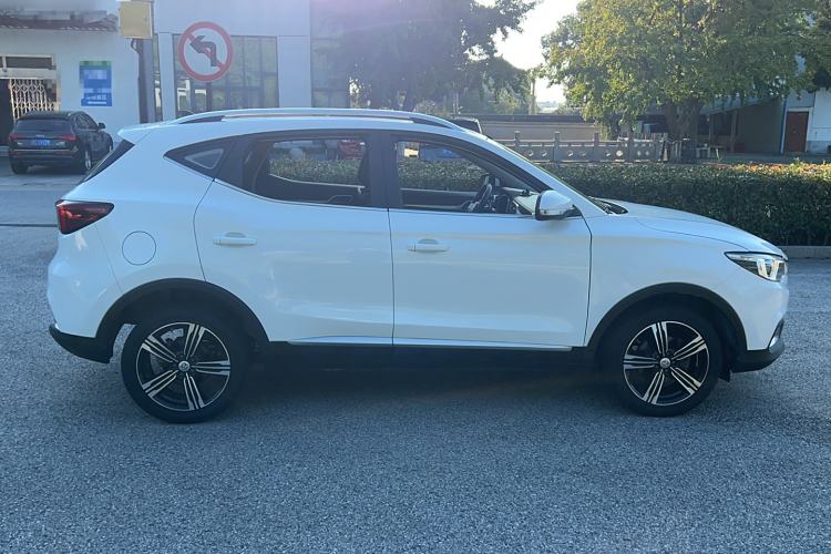 Used MG ZS 2017 1.5L Automatic Luxury Internet Edition
