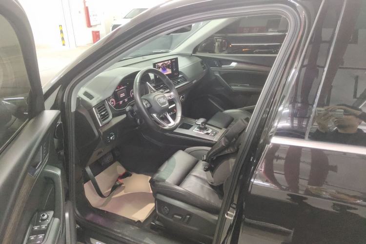 Used Audi Q5L 2021 40 TFSI Fashionable and Elegant Model