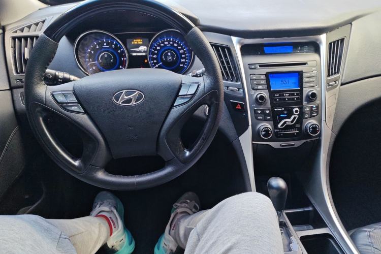 Used Hyundai Sonata 2014 2.4L Automatic Leading Edition China IV Standard
