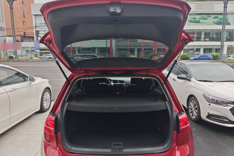 Used Volkswagen Golf 2016 1.6L Automatic Comfort Model
