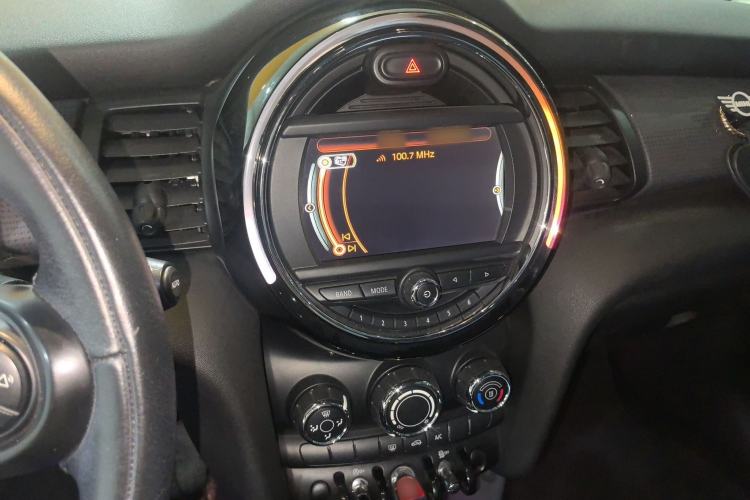 Used  MINI 2016 1.5T COOPER Five-Door Edition
