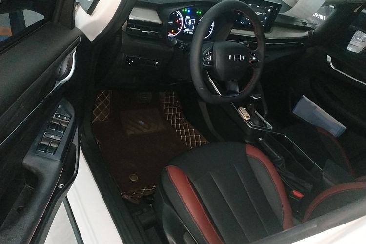 Used Geely Auto Vision X3 2021 PRO 1.5L CVT Deluxe Model
